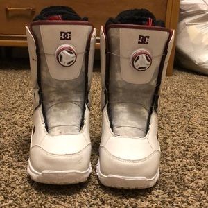 DC snowboard boot